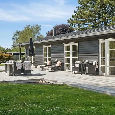 Jerrik - 1-2km From The Sea By Interhome *